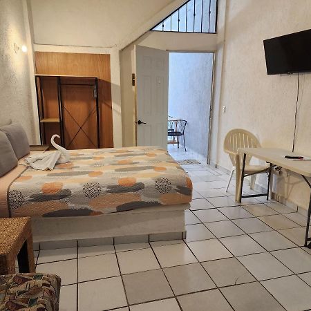 Small Studio Apt 5Min To Dt! シワタネホ エクステリア 写真