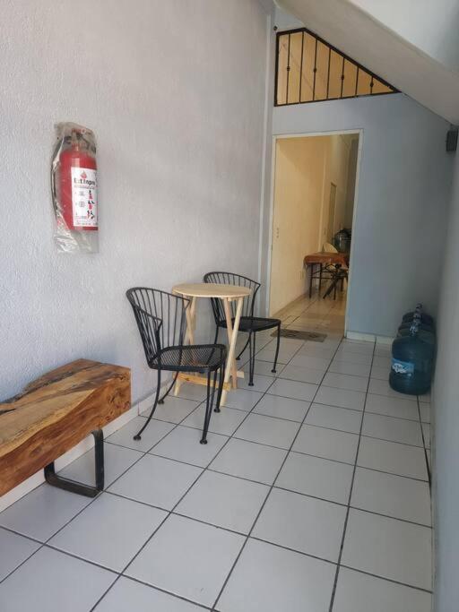 Small Studio Apt 5Min To Dt! シワタネホ エクステリア 写真
